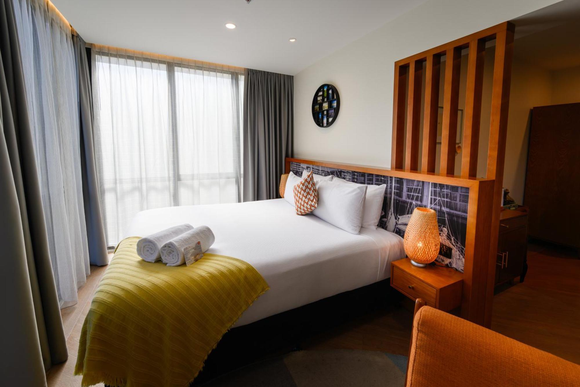 Hotel Ohtel Auckland Exteriér fotografie A bedroom at the hotel