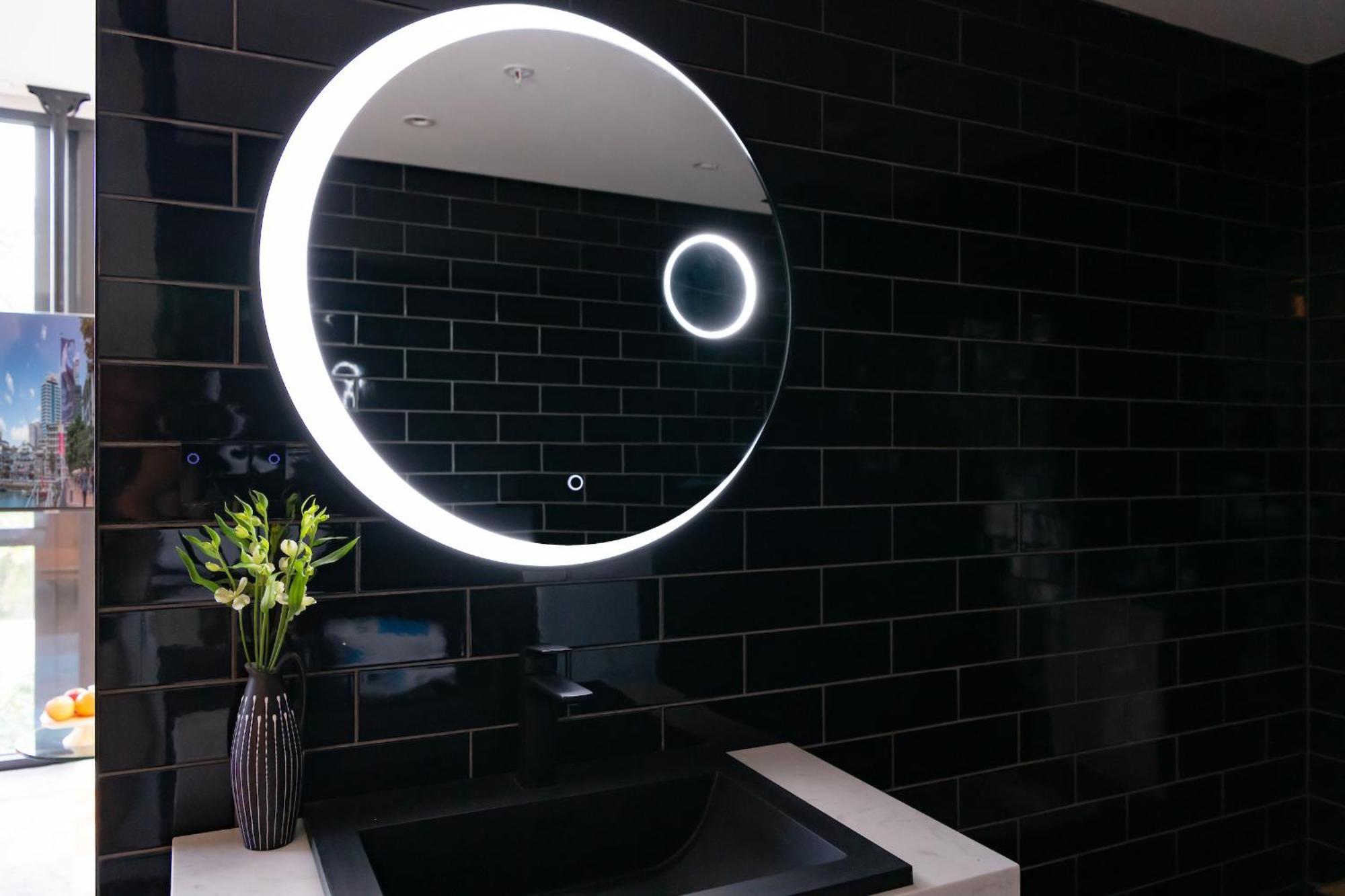 Hotel Ohtel Auckland Exteriér fotografie LED mirror
